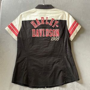 Womens Harley Davidson short sleeve zip down.